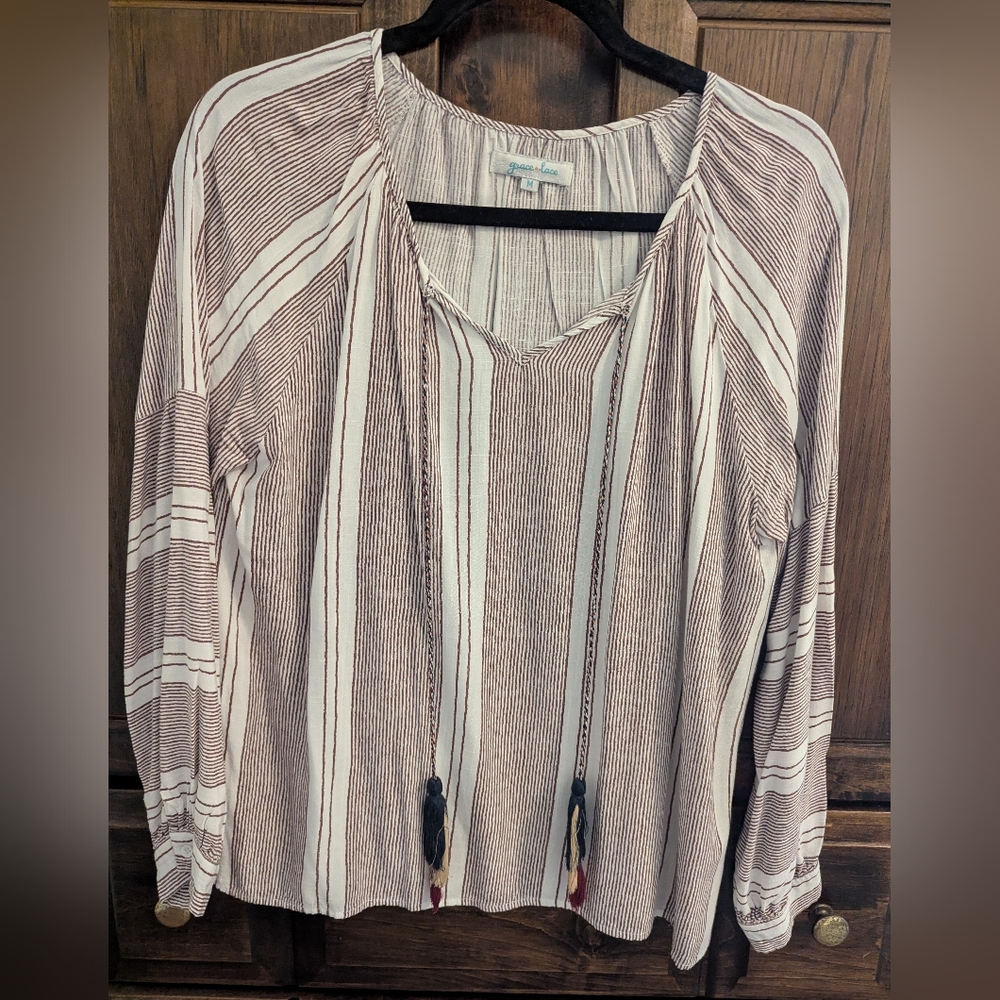 G&L Maroon Striped Wayfarer Top